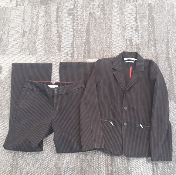 Vintage Tommy Hilfiger Jeans Pinstripe Denim Blazer (Large) + Pants (Size 10) - Picture 16 of 16